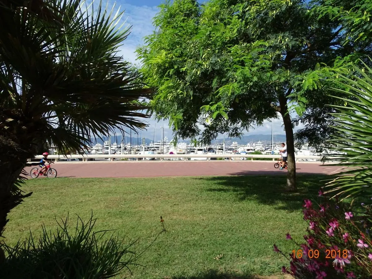 Palm Beach Cannes Azur Apartment